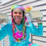 tekashi 6ix9ine dona miles de dolares a familias necesitadas exigencias en redes sociales por mas apoyo